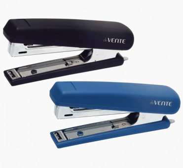 Степлер "deVENTE. Soft Touch" № 10 (мощность 12 листов, глубина скрепления 50 мм) пластиковый с бархатистым прорезиненным покрытием, со встроенным металлическим антистеплером, картонной коробке, ассорти 2 цвета (темно-синий и черный)