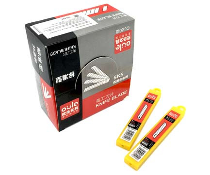 Лезвие для ножа малое 9 мм CD-153 (10шт в уп) OL-6010 (6/36/432) Лезвие для ножа малое 9 мм CD-153 (10шт в уп) OL-6010 (6/36/432)