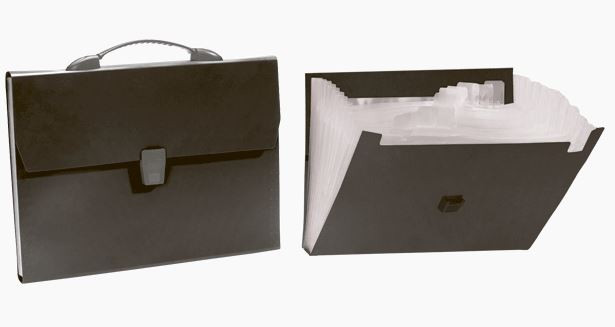 Портфель "deVENTE. Daily" А4, на замке, пластиковый 900 мкм, 13 отделений, черный